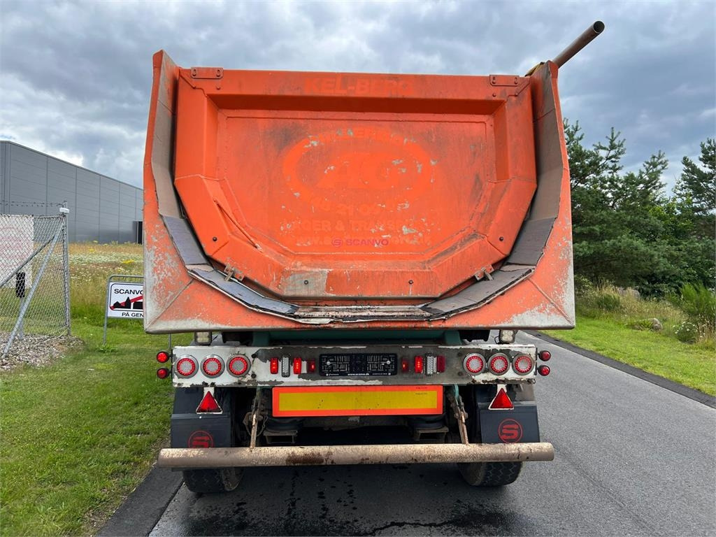 Kel-Berg 4 akslet - alu kasse + plastindlæg - Semi-remorque benne: photos 3 Kel-Berg 4 akslet - alu kasse + plastindlæg - Semi-remorque benne: photos 3