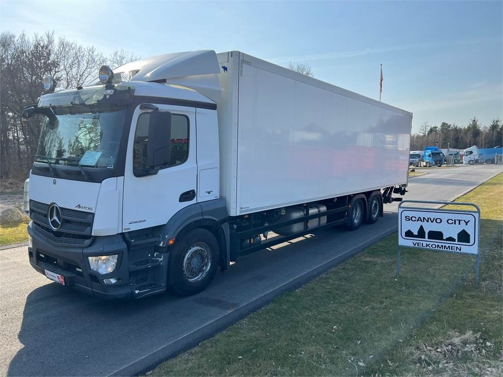 Mercedes-Benz Antos 2533 L - Camion fourgon: photos 1 Mercedes-Benz Antos 2533 L - Camion fourgon: photos 1
