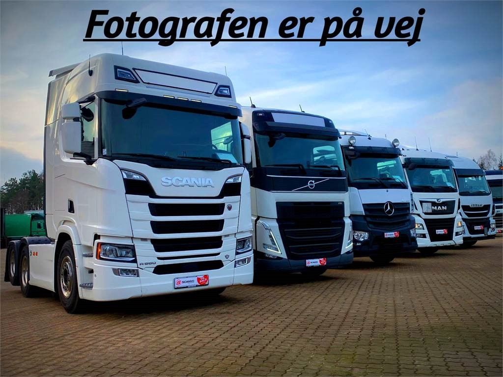 Mercedes-Benz Antos 2545 - HMF 1520K-RCkran - Camion multibenne: photos 1 Mercedes-Benz Antos 2545 - HMF 1520K-RCkran - Camion multibenne: photos 1
