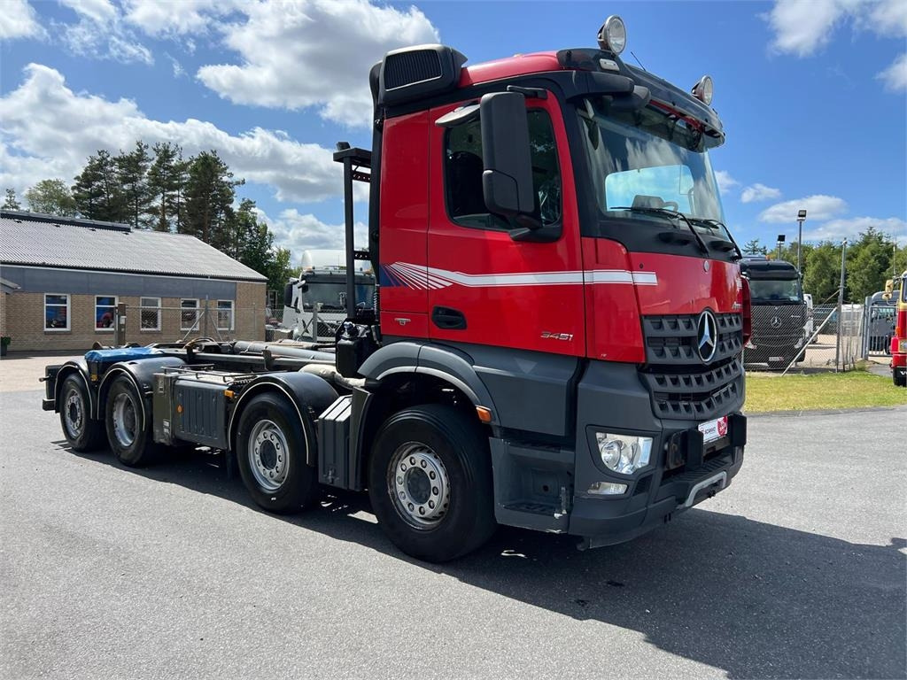 Mercedes-Benz Arocs 3251 - Camion ampliroll: photos 2 Mercedes-Benz Arocs 3251 - Camion ampliroll: photos 2
