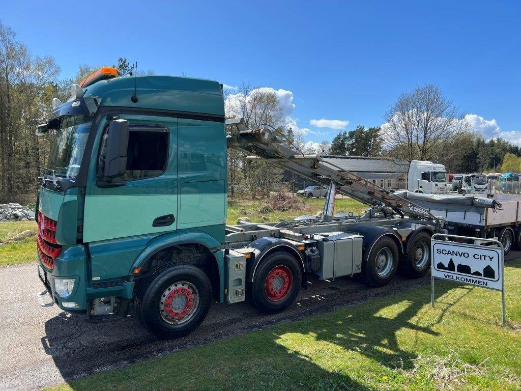 Mercedes-Benz Arocs 3251 K - Camion multibenne: photos 1 Mercedes-Benz Arocs 3251 K - Camion multibenne: photos 1
