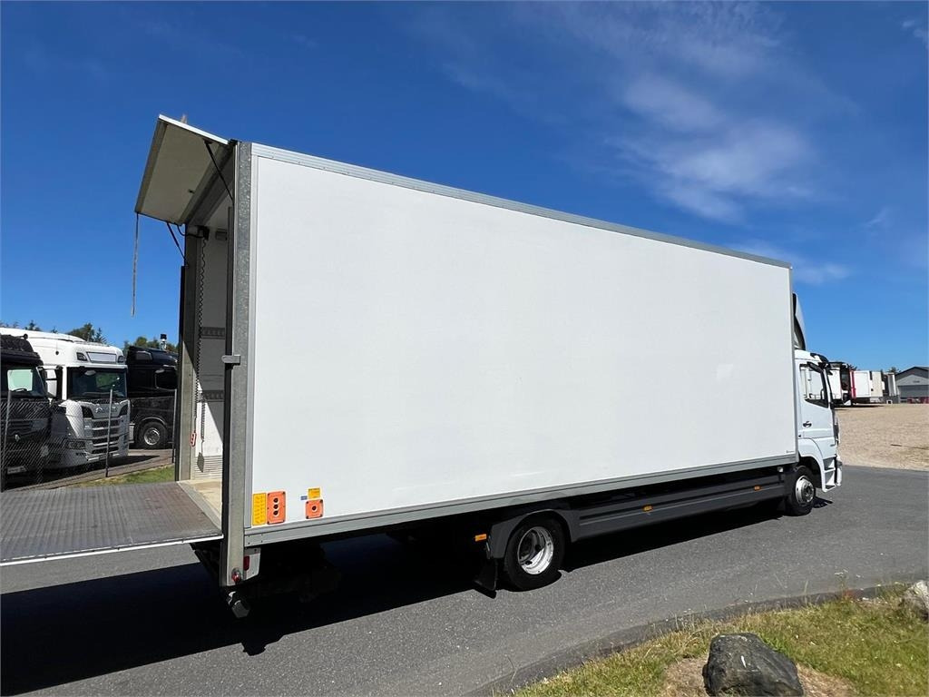 Mercedes-Benz Atego 1224 LnR - Camion fourgon: photos 3 Mercedes-Benz Atego 1224 LnR - Camion fourgon: photos 3