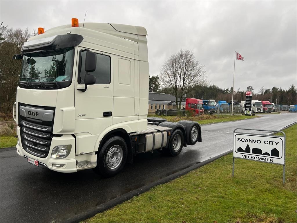 DAF XF 530 6x2 FTR - Tracteur routier: photos 2 DAF XF 530 6x2 FTR - Tracteur routier: photos 2