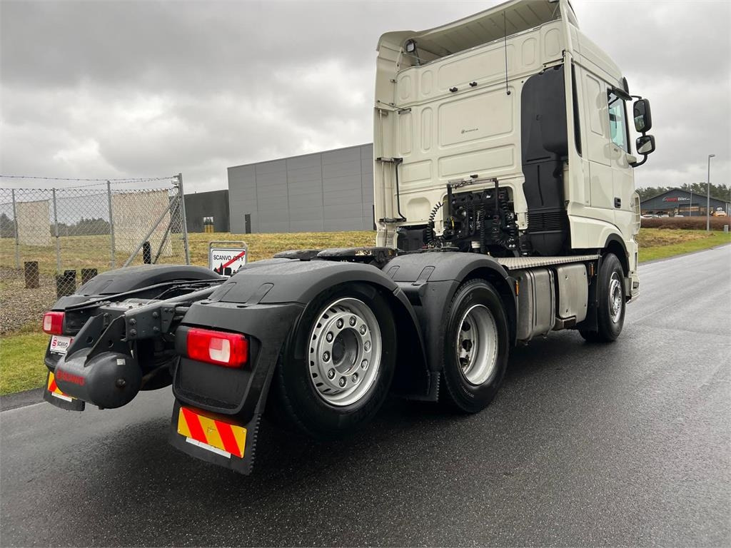 DAF XF 530 6x2 FTR - Tracteur routier: photos 3 DAF XF 530 6x2 FTR - Tracteur routier: photos 3