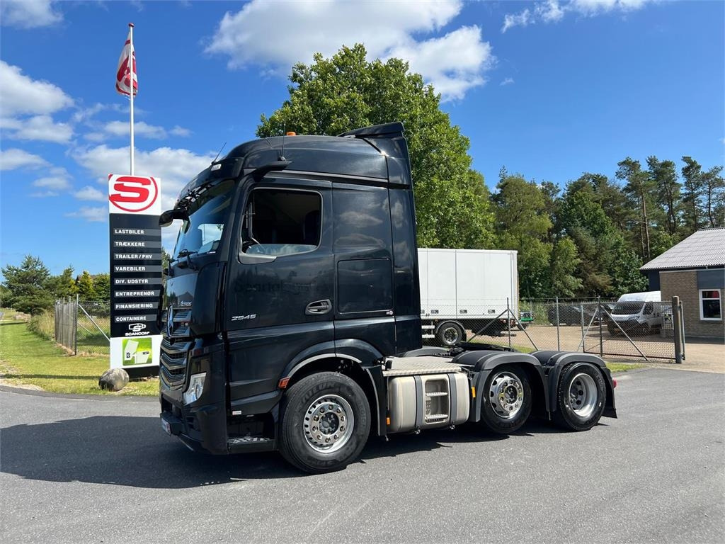 Mercedes-Benz Actros 2545 LS - Tracteur routier: photos 1 Mercedes-Benz Actros 2545 LS - Tracteur routier: photos 1