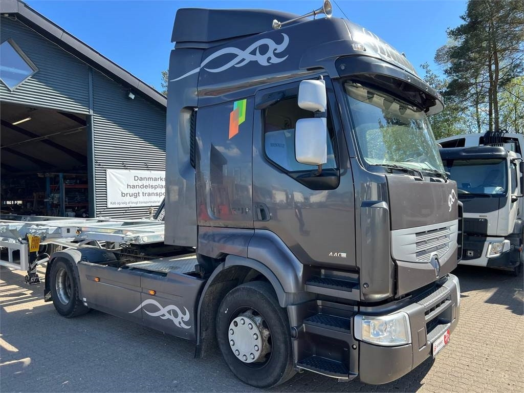 Renault Premium 440 DXI - Tracteur routier: photos 1 Renault Premium 440 DXI - Tracteur routier: photos 1