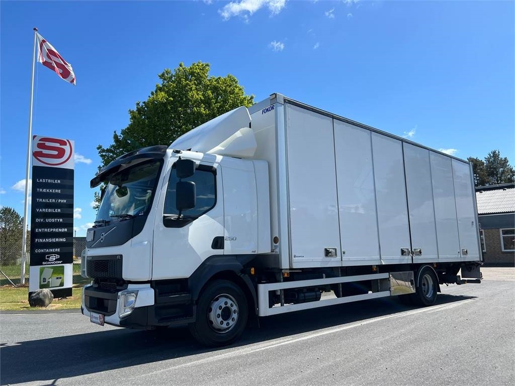 Volvo FL 16 ton 250HK - Camion fourgon: photos 1 Volvo FL 16 ton 250HK - Camion fourgon: photos 1
