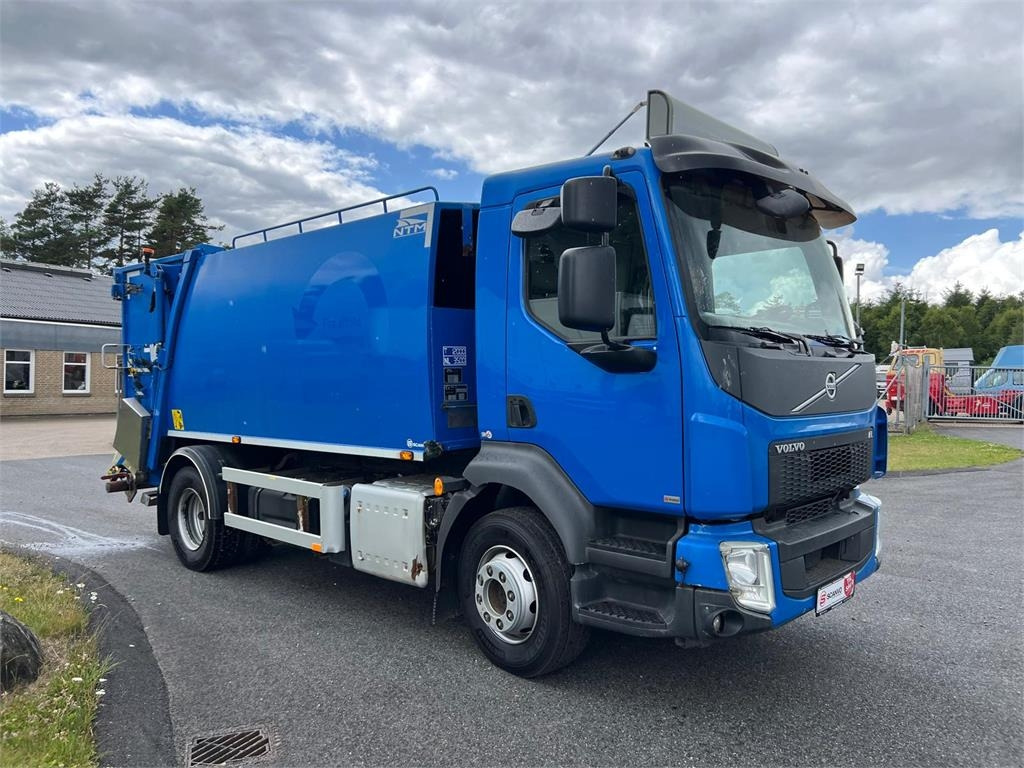 Volvo FL 240 (12 ton) NTM 9,7m3 - Benne à ordures ménagères: photos 2 Volvo FL 240 (12 ton) NTM 9,7m3 - Benne à ordures ménagères: photos 2