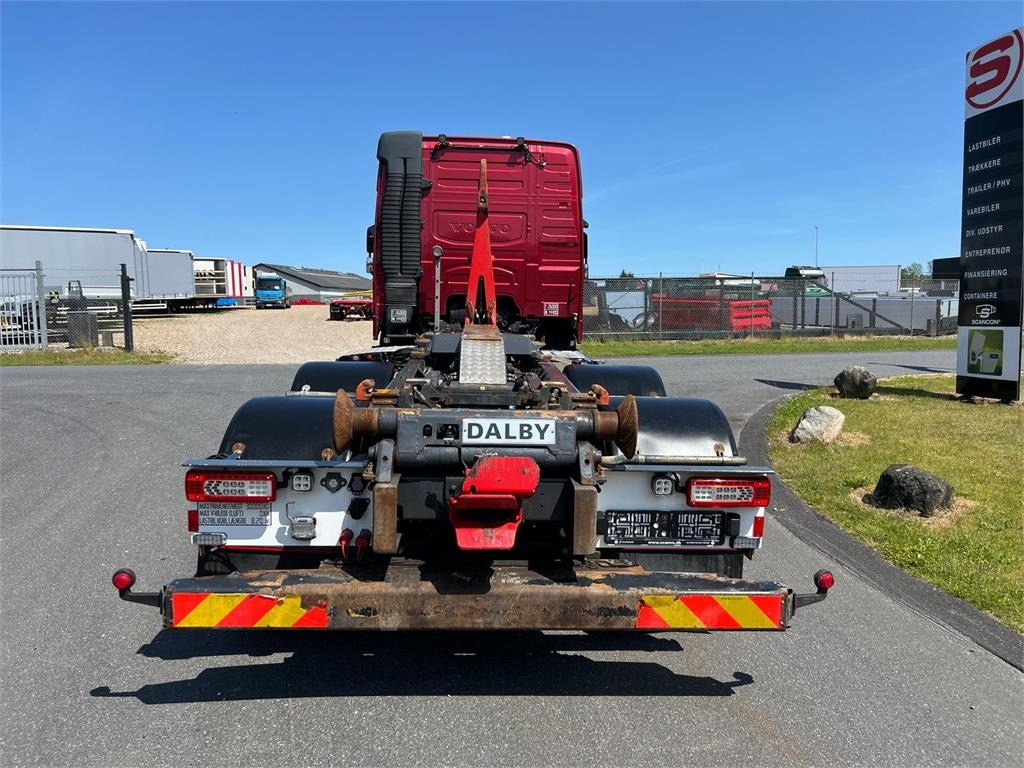 Volvo FM430 - Camion ampliroll: photos 5 Volvo FM430 - Camion ampliroll: photos 5