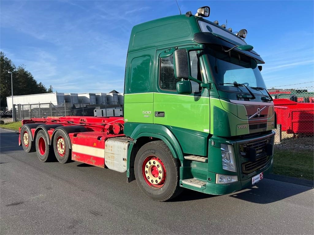 Volvo FM500 8x2*6 rigid pusher-tag tridem - Camion multibenne: photos 2 Volvo FM500 8x2*6 rigid pusher-tag tridem - Camion multibenne: photos 2