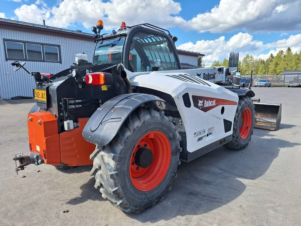Bobcat TL30.70 KUROTTAJA - Chariot télescopique: photos 4 Bobcat TL30.70 KUROTTAJA - Chariot télescopique: photos 4