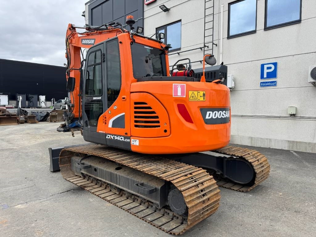 Doosan DX 140 LCR-5 Pyörittäjällä - Pelle sur chenille: photos 3 Doosan DX 140 LCR-5 Pyörittäjällä - Pelle sur chenille: photos 3