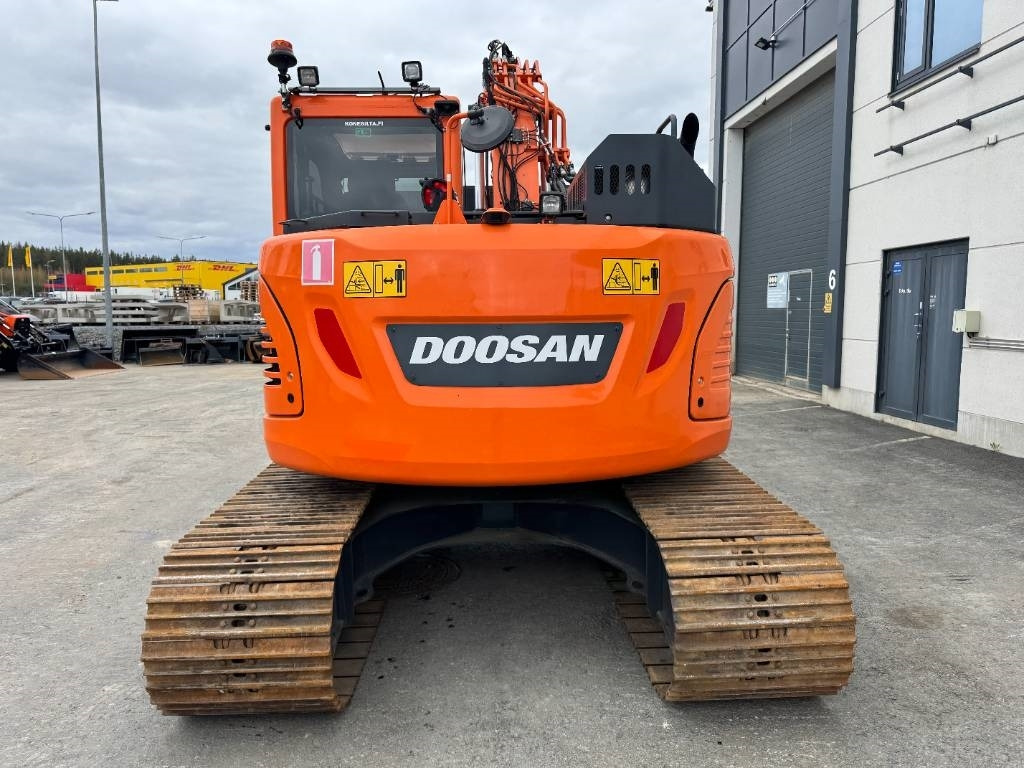Doosan DX 140 LCR-5 Pyörittäjällä - Pelle sur chenille: photos 4 Doosan DX 140 LCR-5 Pyörittäjällä - Pelle sur chenille: photos 4