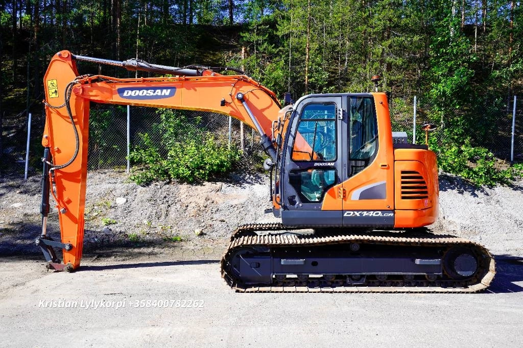 Doosan DX140LCR-5 - Pelle sur chenille: photos 1 Doosan DX140LCR-5 - Pelle sur chenille: photos 1