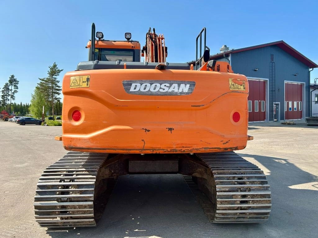 Doosan DX160LC-3 KALLISTAJA+PYÖRITTÄJÄ - Pelle sur chenille: photos 4 Doosan DX160LC-3 KALLISTAJA+PYÖRITTÄJÄ - Pelle sur chenille: photos 4