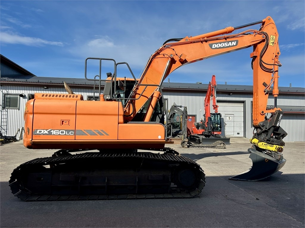 Doosan DX160LC-3 KALLISTAJA+PYÖRITTÄJÄ - Pelle sur chenille: photos 5 Doosan DX160LC-3 KALLISTAJA+PYÖRITTÄJÄ - Pelle sur chenille: photos 5