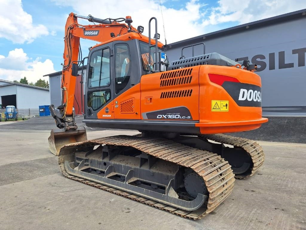 Doosan DX160LCH-5 METSÄMALLI KALLISTAJALLA - Pelle sur chenille: photos 2 Doosan DX160LCH-5 METSÄMALLI KALLISTAJALLA - Pelle sur chenille: photos 2