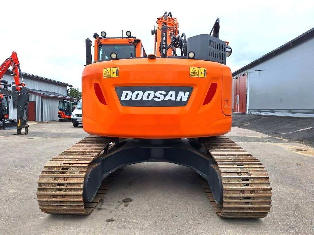 Doosan MYYTY! SOLD! DX235LCR-5 PYÖRITTÄJÄ - Pelle sur chenille: photos 3 Doosan MYYTY! SOLD! DX235LCR-5 PYÖRITTÄJÄ - Pelle sur chenille: photos 3