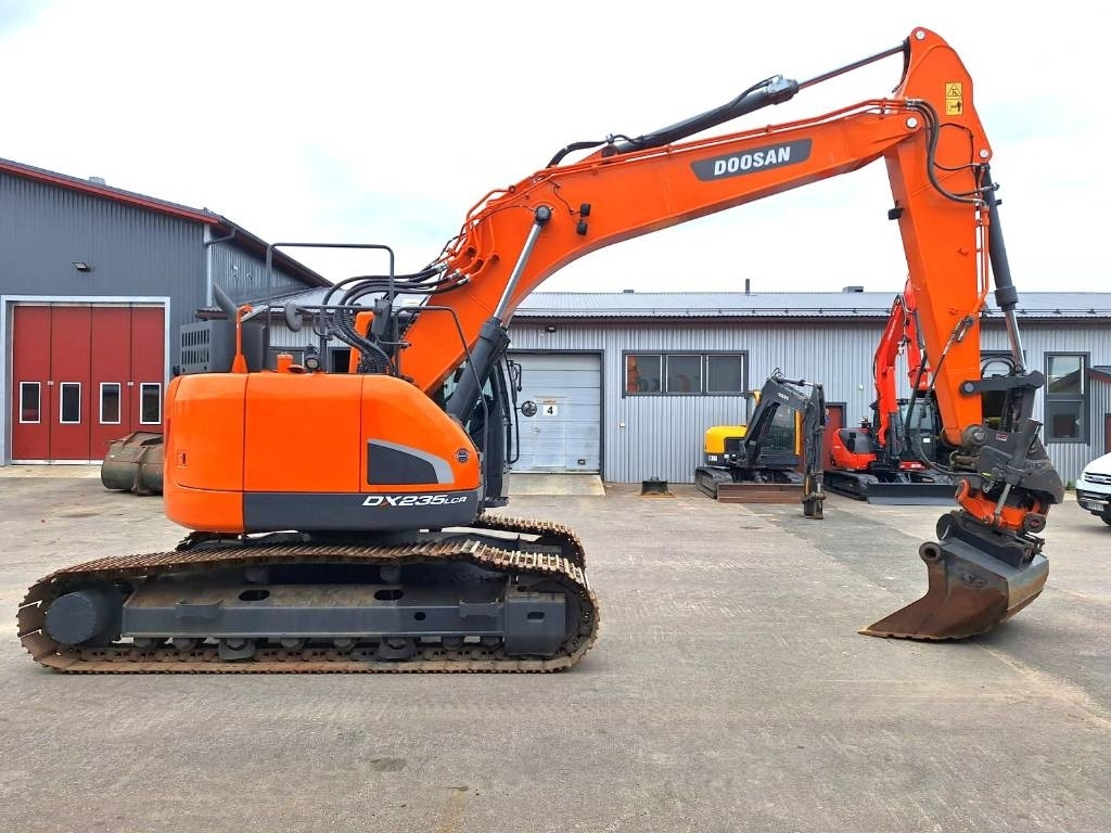 Doosan MYYTY! SOLD! DX235LCR-5 PYÖRITTÄJÄ - Pelle sur chenille: photos 5 Doosan MYYTY! SOLD! DX235LCR-5 PYÖRITTÄJÄ - Pelle sur chenille: photos 5