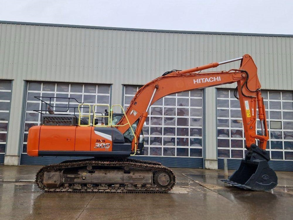 Hitachi ZX 300 LC-7 - Pelle sur chenille: photos 2 Hitachi ZX 300 LC-7 - Pelle sur chenille: photos 2