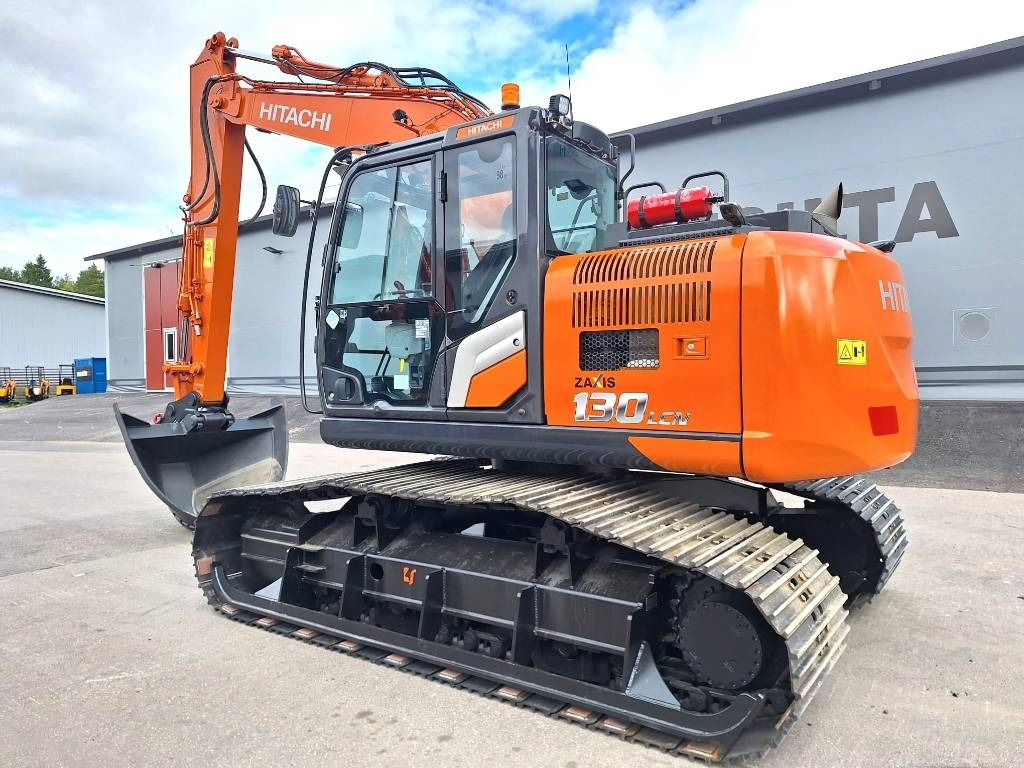 Hitachi ZX130LC-7M -SUOLUSTA- - Pelle sur chenille: photos 3 Hitachi ZX130LC-7M -SUOLUSTA- - Pelle sur chenille: photos 3