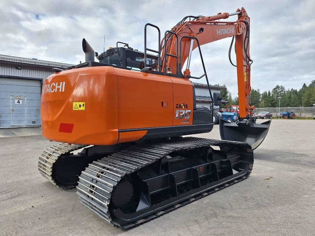 Hitachi ZX130LC-7M -SUOLUSTA- - Pelle sur chenille: photos 5 Hitachi ZX130LC-7M -SUOLUSTA- - Pelle sur chenille: photos 5