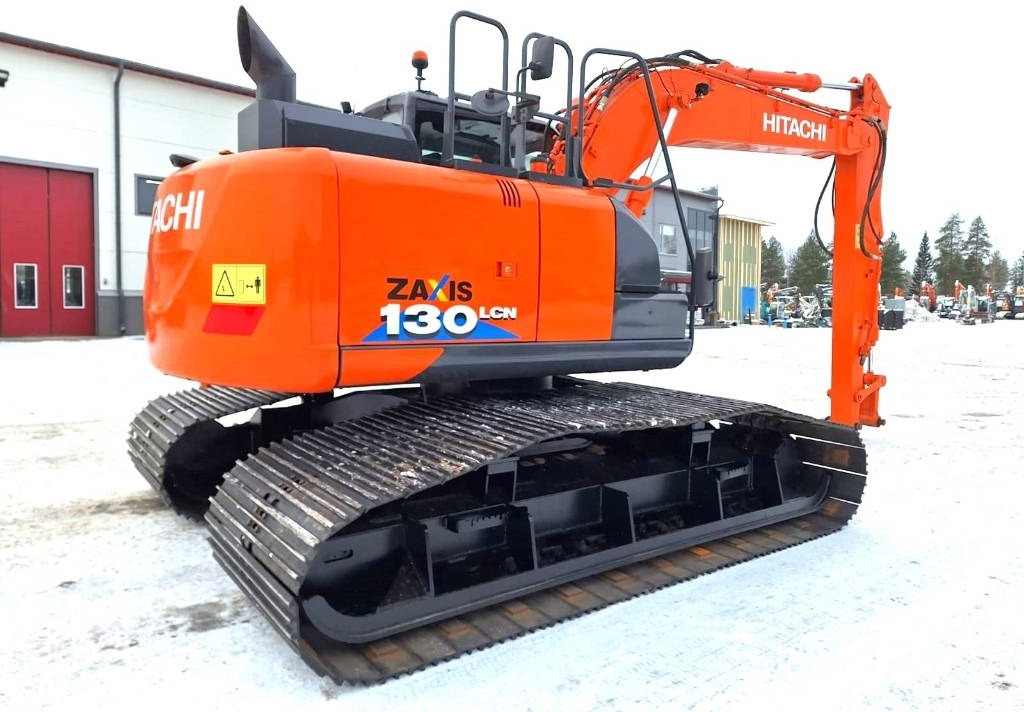 Hitachi ZX130LCN-6 JATKETTU SUOALUSTA 1200MM - Pelle sur chenille: photos 4 Hitachi ZX130LCN-6 JATKETTU SUOALUSTA 1200MM - Pelle sur chenille: photos 4
