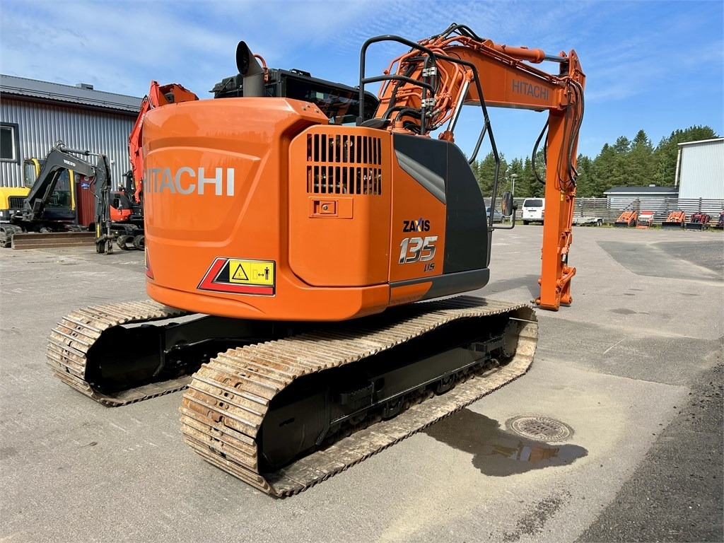 Hitachi ZX135US-7 - Pelle sur chenille: photos 4 Hitachi ZX135US-7 - Pelle sur chenille: photos 4