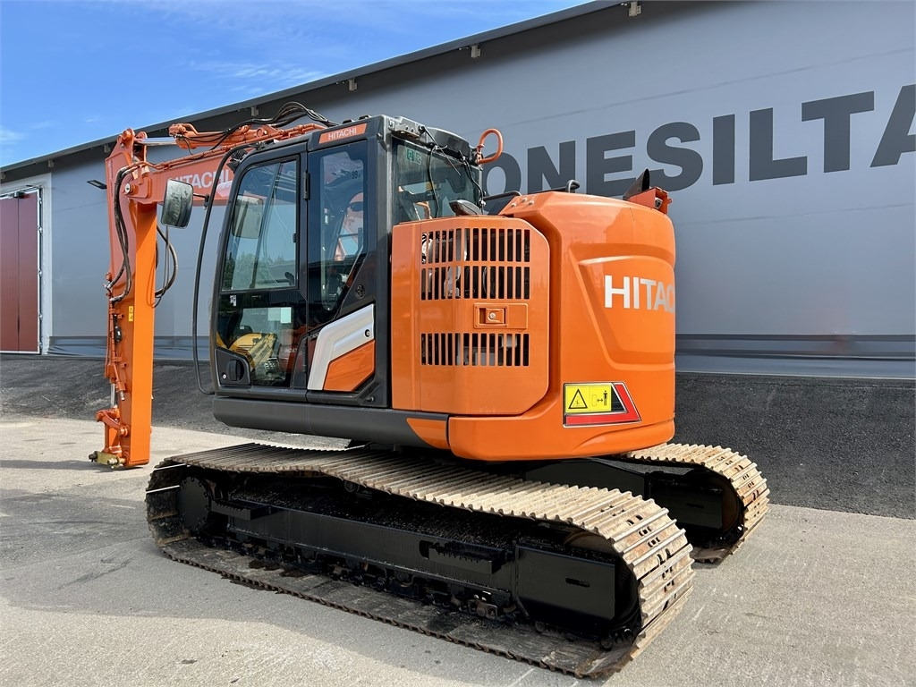 Hitachi ZX135US-7 - Pelle sur chenille: photos 2 Hitachi ZX135US-7 - Pelle sur chenille: photos 2