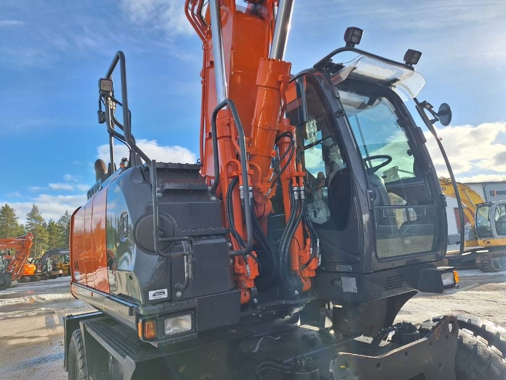Pelle sur pneus Hitachi ZX170W-6 HUIPPUVARUSTEET: photos 8