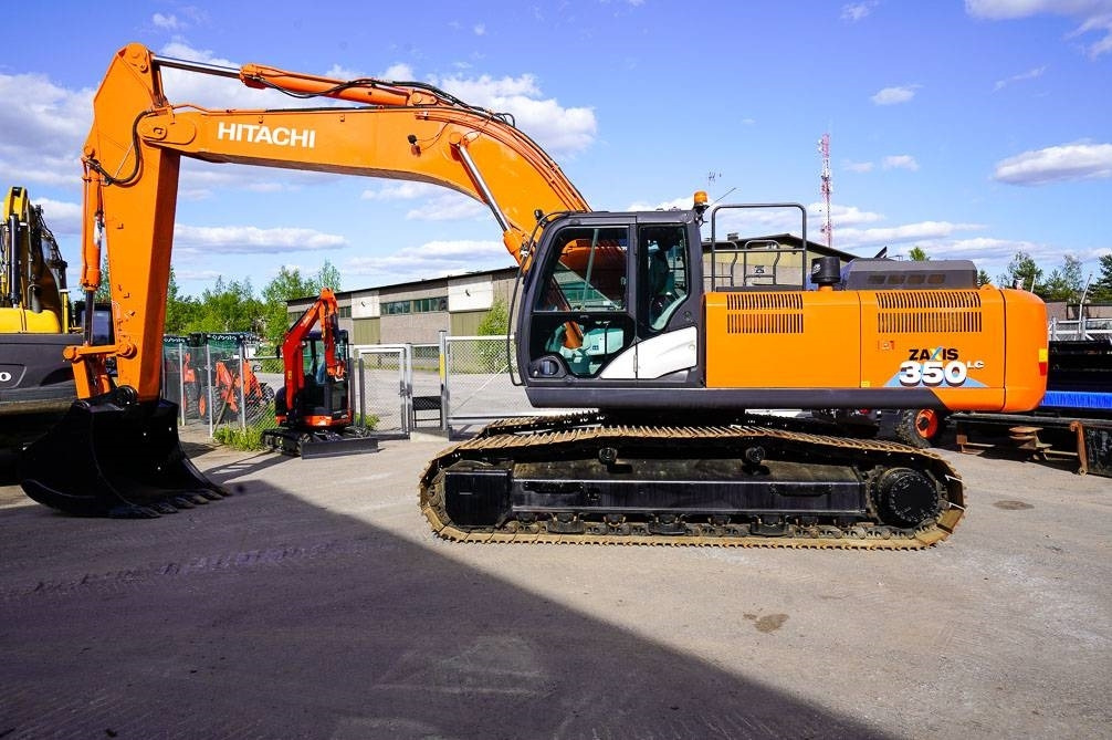 Hitachi ZX350LC-6 UUSI ALAKERTA - Pelle sur chenille: photos 1 Hitachi ZX350LC-6 UUSI ALAKERTA - Pelle sur chenille: photos 1