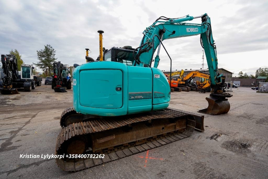 Kobelco SK140SRLC-3 DOZER 3D - Pelle sur chenille: photos 5 Kobelco SK140SRLC-3 DOZER 3D - Pelle sur chenille: photos 5