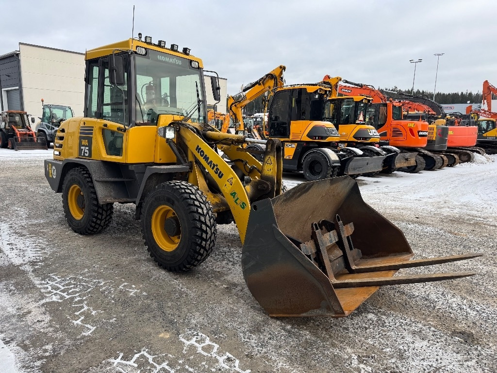 Komatsu WA75-3 30KM/H, 1-omistaja - Chargeuse sur pneus: photos 5 Komatsu WA75-3 30KM/H, 1-omistaja - Chargeuse sur pneus: photos 5