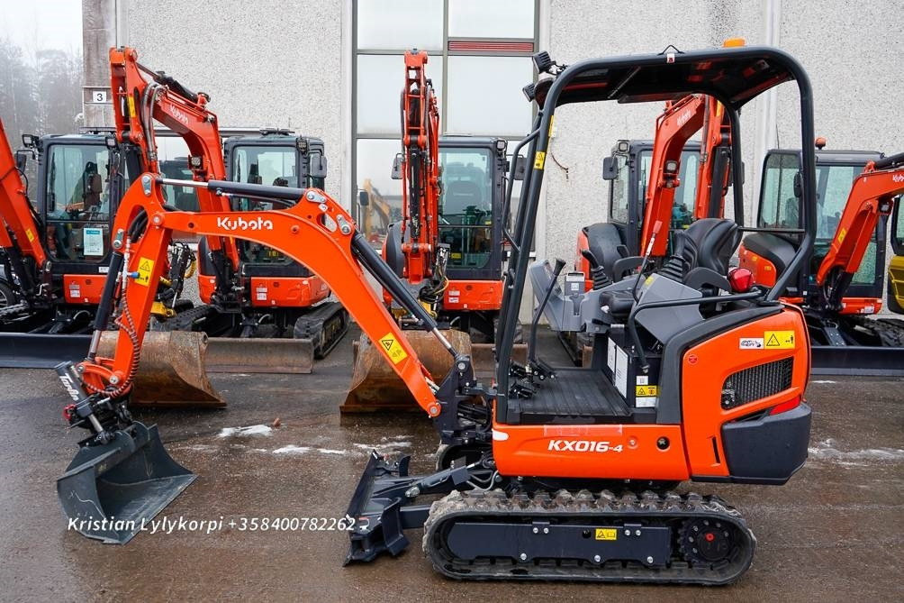 Kubota KX 016-4 EX-DEMO - Mini pelle: photos 1 Kubota KX 016-4 EX-DEMO - Mini pelle: photos 1