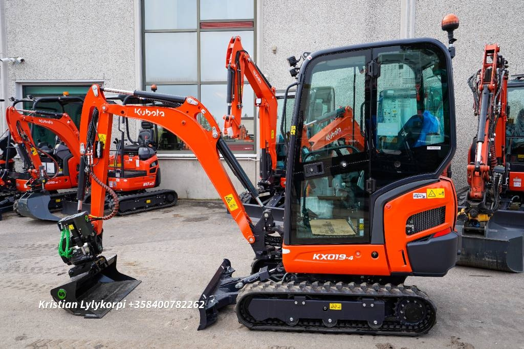 Kubota KX019-4 PYÖRITTÄJÄLLÄ - Mini pelle: photos 1 Kubota KX019-4 PYÖRITTÄJÄLLÄ - Mini pelle: photos 1