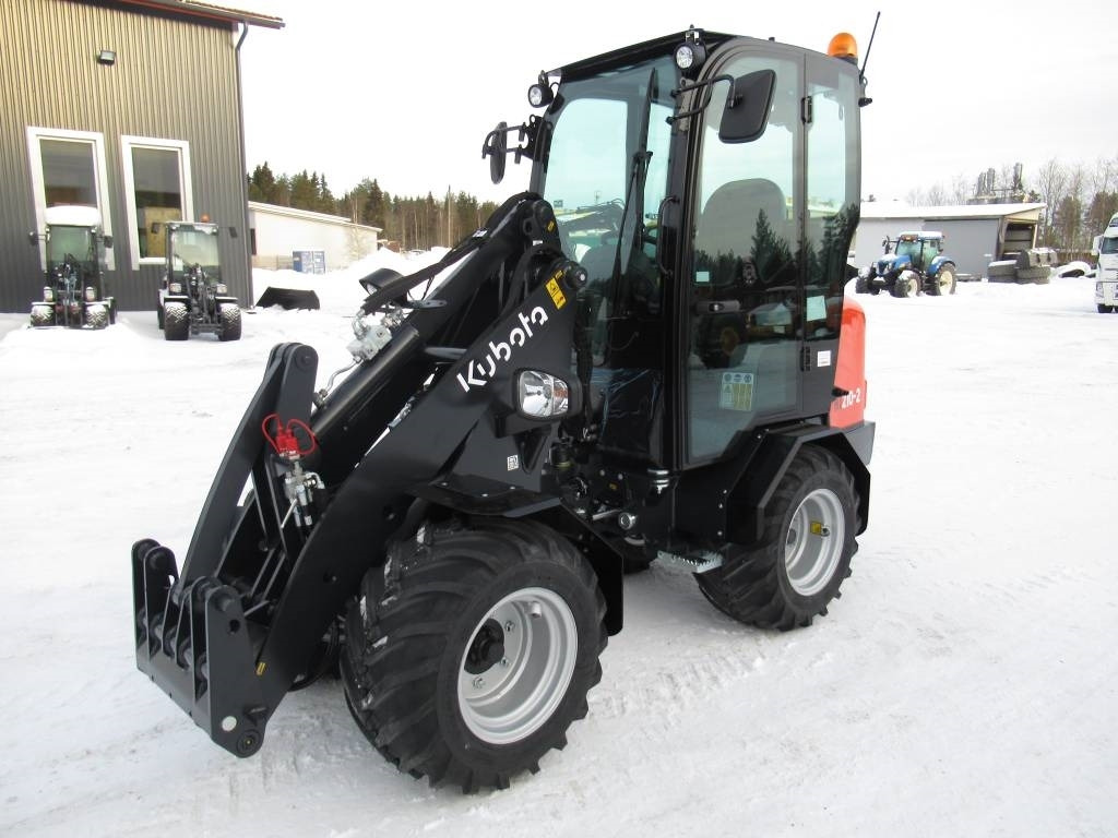 Kubota RT210-2 UUSI, TAKUU - Valet de ferme: photos 2 Kubota RT210-2 UUSI, TAKUU - Valet de ferme: photos 2