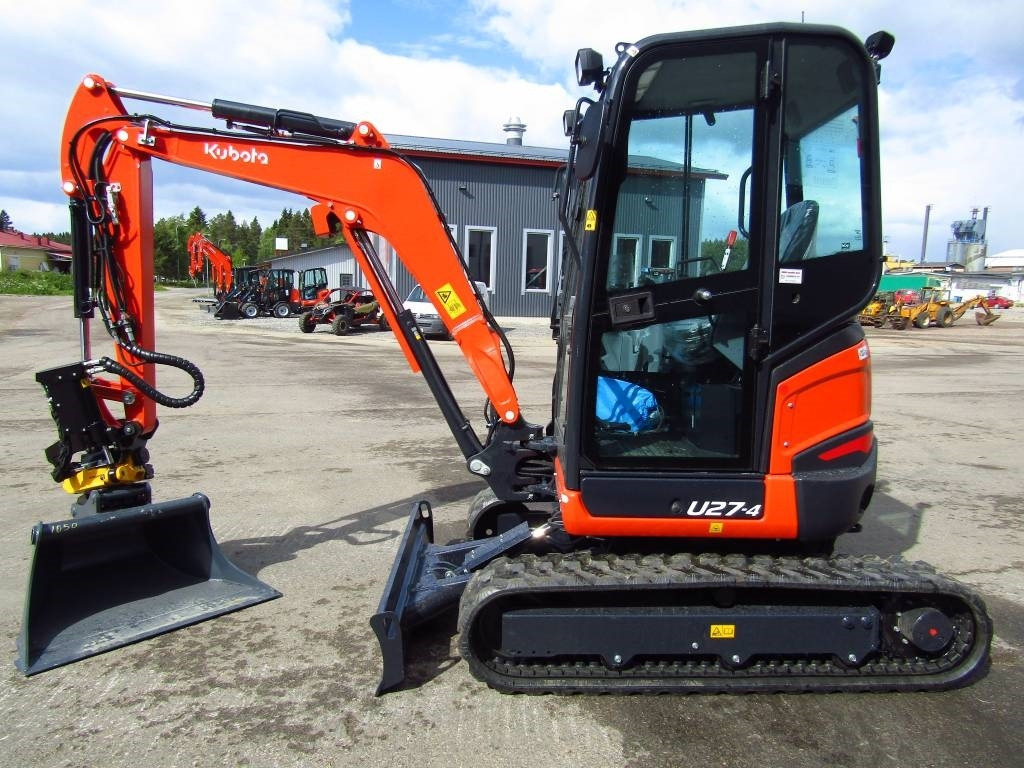 Kubota U27-4 UUSI, PYÖRITTÄJÄLLÄ - Mini pelle: photos 1 Kubota U27-4 UUSI, PYÖRITTÄJÄLLÄ - Mini pelle: photos 1
