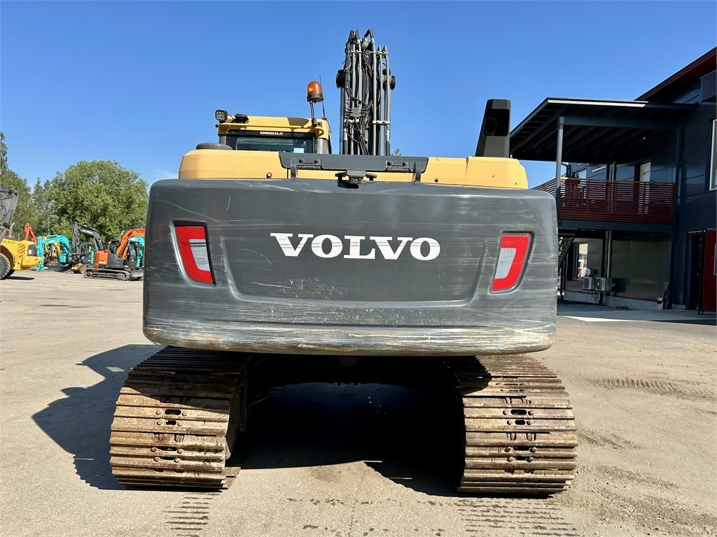 Volvo EC180DL PYÖRITTÄJÄLLÄ - Pelle sur chenille: photos 4 Volvo EC180DL PYÖRITTÄJÄLLÄ - Pelle sur chenille: photos 4