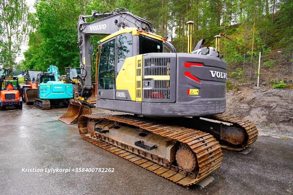 Volvo ECR235EL 3D EC-OIL - Pelle sur chenille: photos 3 Volvo ECR235EL 3D EC-OIL - Pelle sur chenille: photos 3