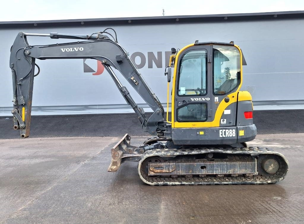 Volvo ECR88  - Mini pelle: photos 1 Volvo ECR88  - Mini pelle: photos 1
