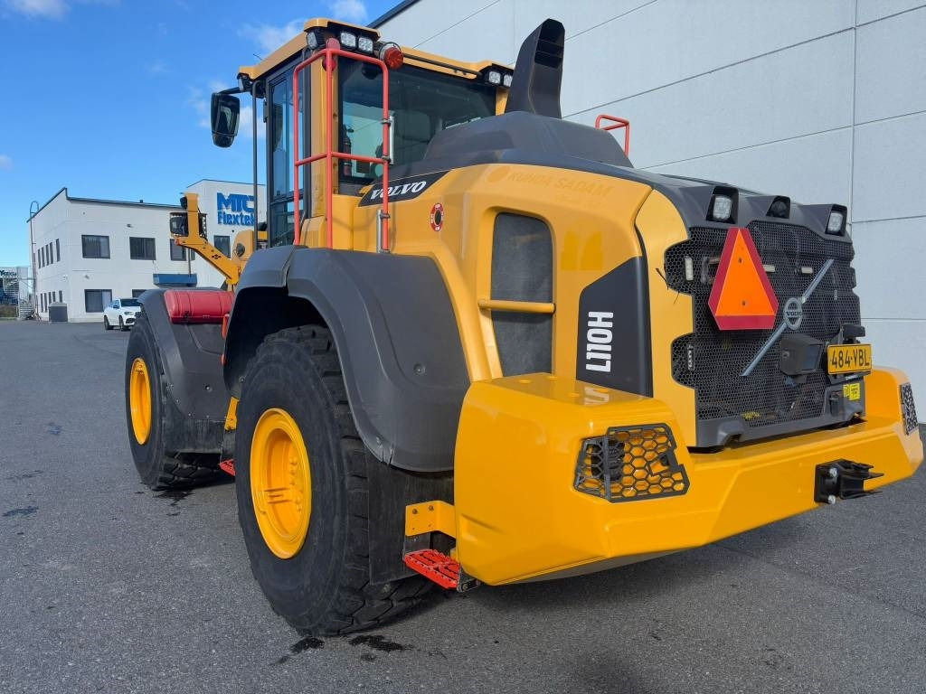 Volvo L 110 H  - Chargeuse sur pneus: photos 2 Volvo L 110 H  - Chargeuse sur pneus: photos 2