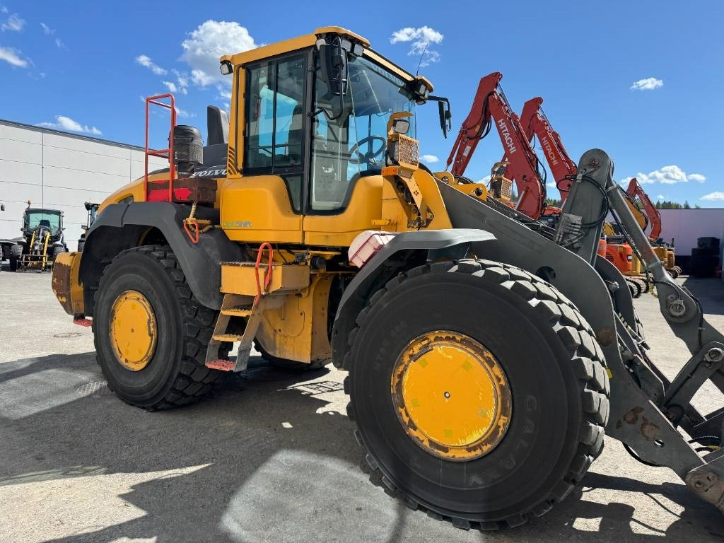 Volvo L 110 H - Chargeuse sur pneus: photos 3 Volvo L 110 H - Chargeuse sur pneus: photos 3