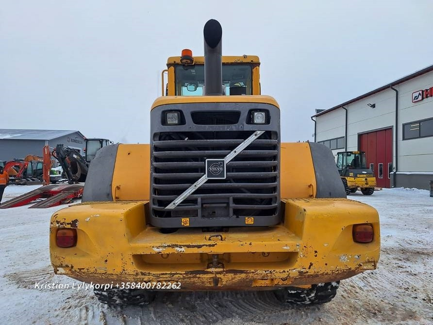 Volvo L120E - Chargeuse sur pneus: photos 3 Volvo L120E - Chargeuse sur pneus: photos 3