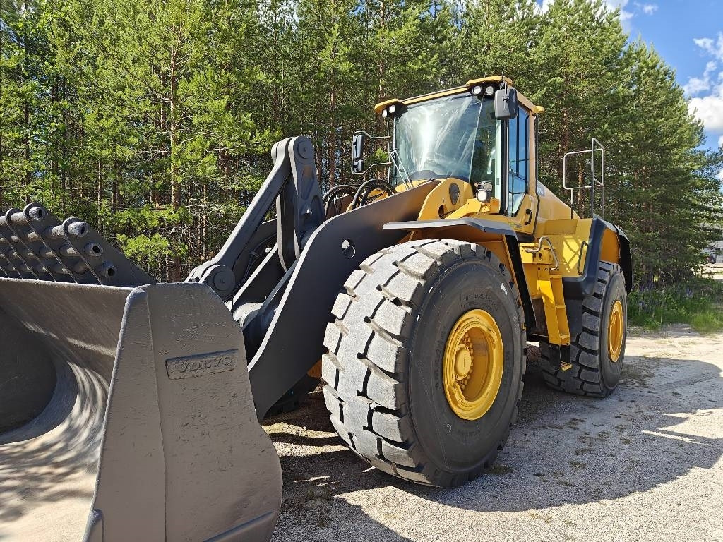 Volvo L220H MYYTY!!SOLD!! - Chargeuse sur pneus: photos 3 Volvo L220H MYYTY!!SOLD!! - Chargeuse sur pneus: photos 3