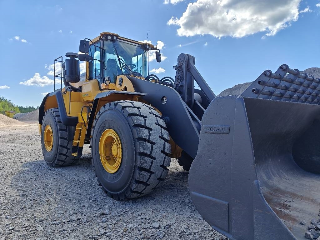 Volvo L220H MYYTY!!SOLD!! - Chargeuse sur pneus: photos 4 Volvo L220H MYYTY!!SOLD!! - Chargeuse sur pneus: photos 4