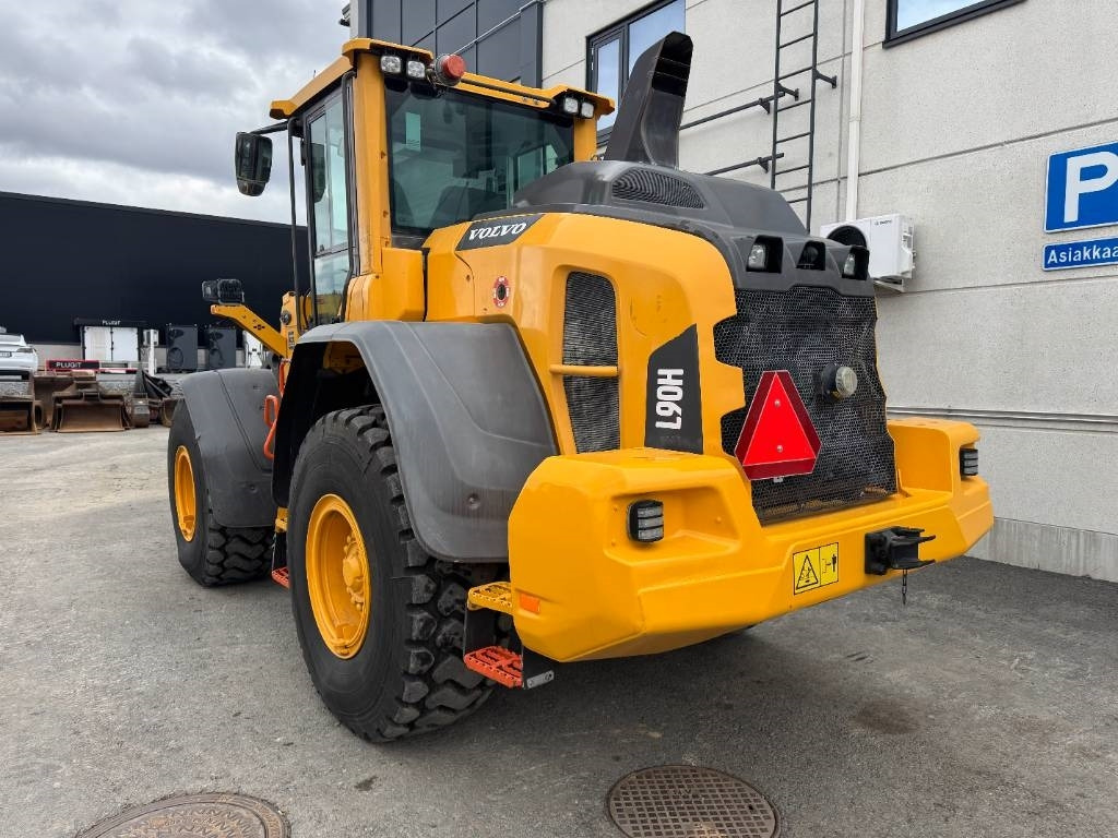 Volvo L90H UUSILLA RENKAILLA - Chargeuse sur pneus: photos 3 Volvo L90H UUSILLA RENKAILLA - Chargeuse sur pneus: photos 3