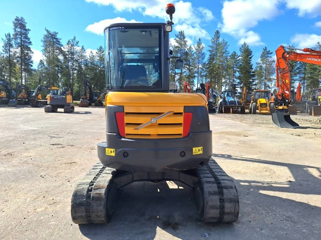 Volvo MYYTY! SOLD! ECR48C PYÖRITTÄJÄ PIHDEILLÄ - Mini pelle: photos 3 Volvo MYYTY! SOLD! ECR48C PYÖRITTÄJÄ PIHDEILLÄ - Mini pelle: photos 3