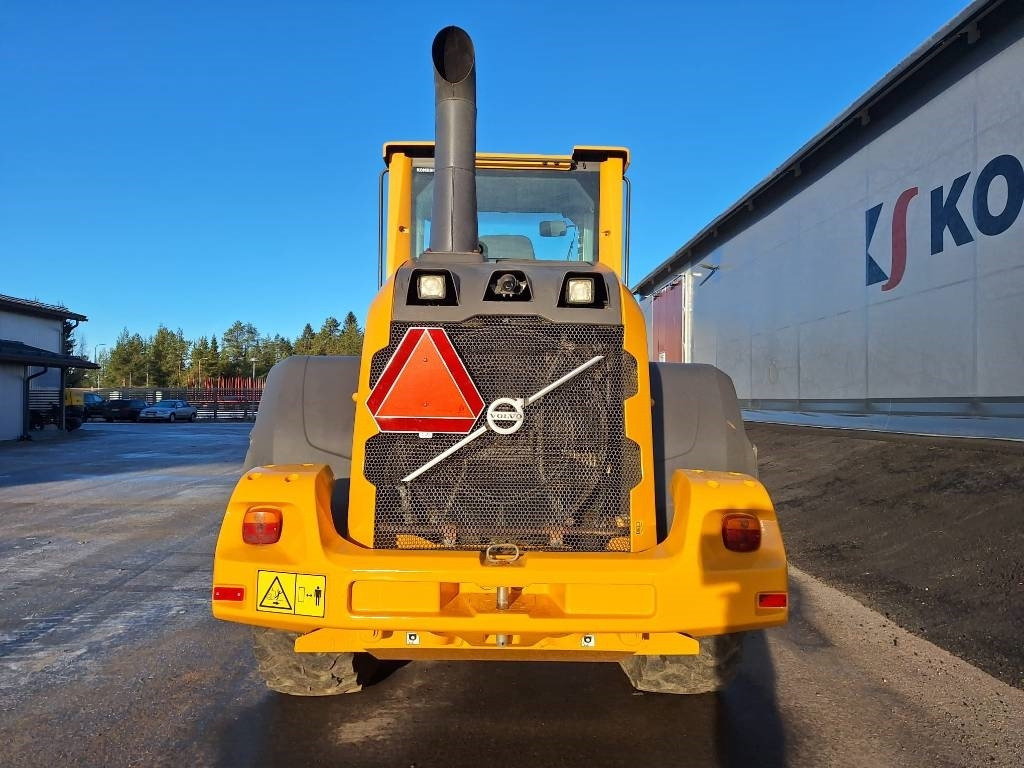 Volvo MYYTY! SOLD! L60G RASVARI YM. - Chargeuse sur pneus: photos 3 Volvo MYYTY! SOLD! L60G RASVARI YM. - Chargeuse sur pneus: photos 3