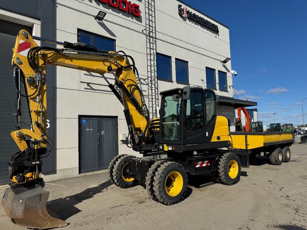 Yanmar B 110 W Hyvät varusteet / Siisti / Vähän ajettu  - Pelle sur pneus: photos 3 Yanmar B 110 W Hyvät varusteet / Siisti / Vähän ajettu  - Pelle sur pneus: photos 3