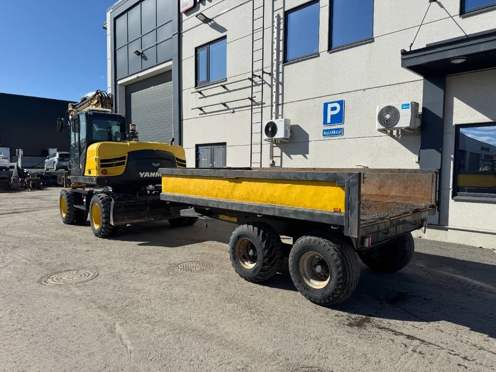 Yanmar B 110 W Hyvät varusteet / Siisti / Vähän ajettu  - Pelle sur pneus: photos 4 Yanmar B 110 W Hyvät varusteet / Siisti / Vähän ajettu  - Pelle sur pneus: photos 4